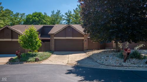 209 Brighton Ct, Greenwood, IN, 46143-1918 | Card Image