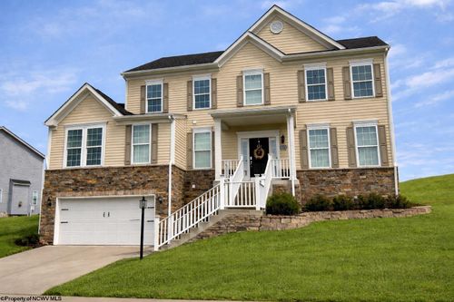 145 Kingston Dr, Bridgeport, WV, 26330-1588 | Card Image
