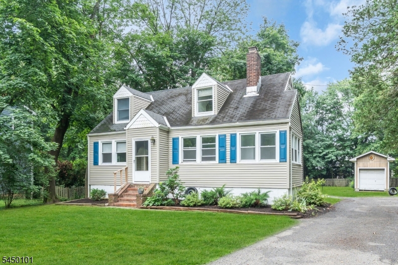 Residential in Berkeley Heights Twp. 4