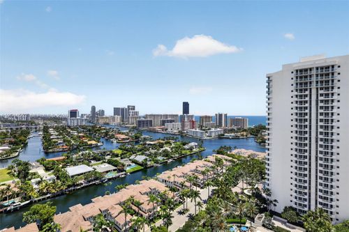 2409-21205 Yacht Club Dr, Aventura, FL, 33180 | Card Image