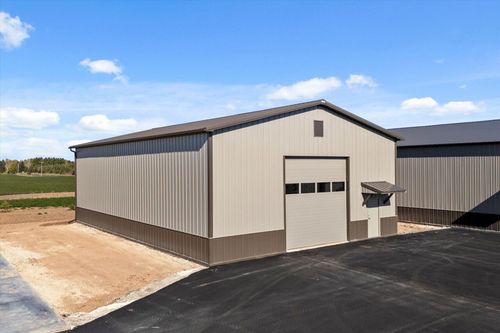 3929 County Road W, Port Washington, WI, 53074 | Card Image