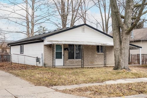 26344 Groveland St, Madison Heights, MI, 48071-3604 | Card Image
