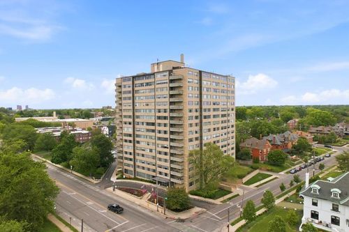 1108-1620 E Broad St, Columbus, OH, 43203-2072 | Card Image