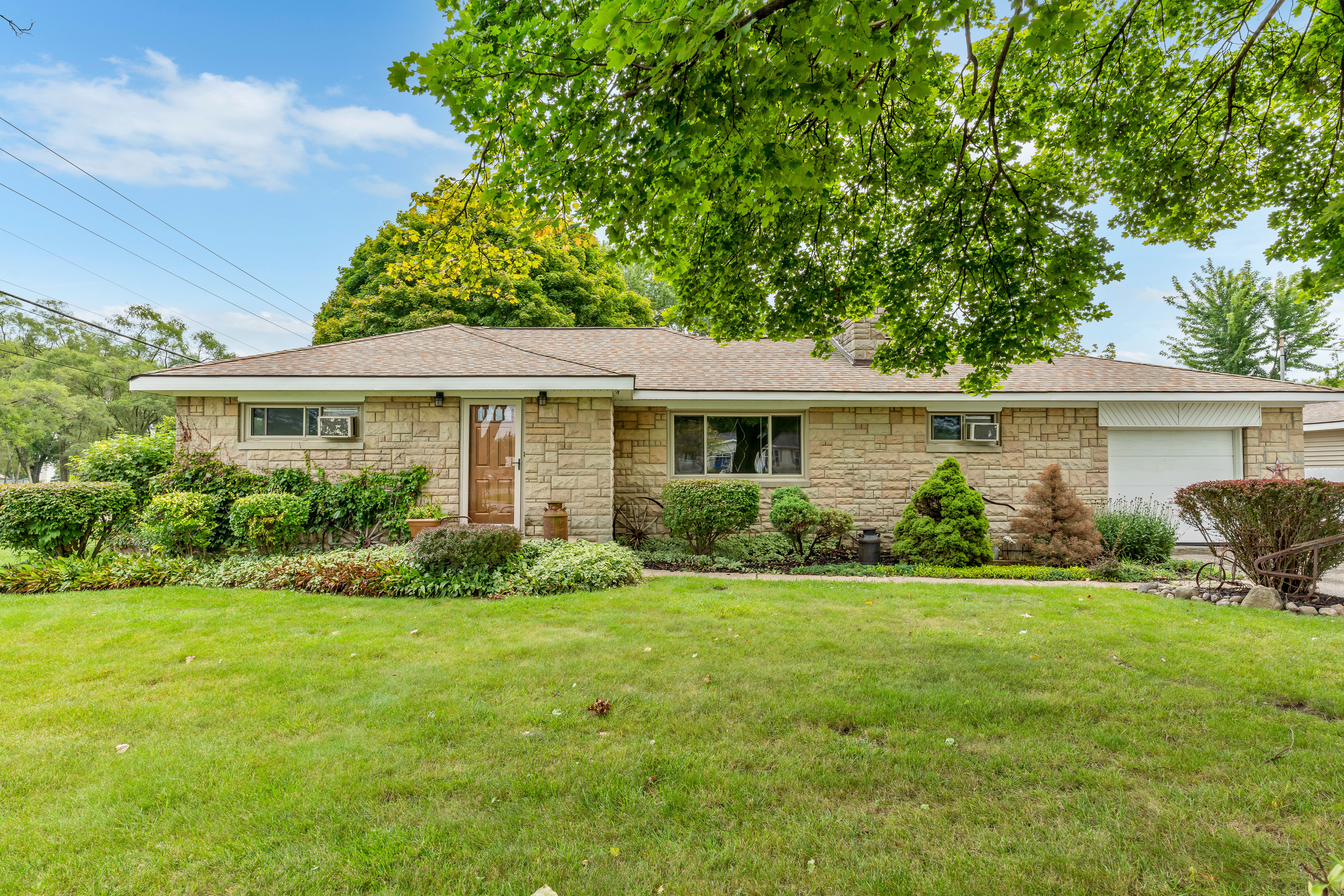 Linden Rd, Swartz Creek, MI 48473