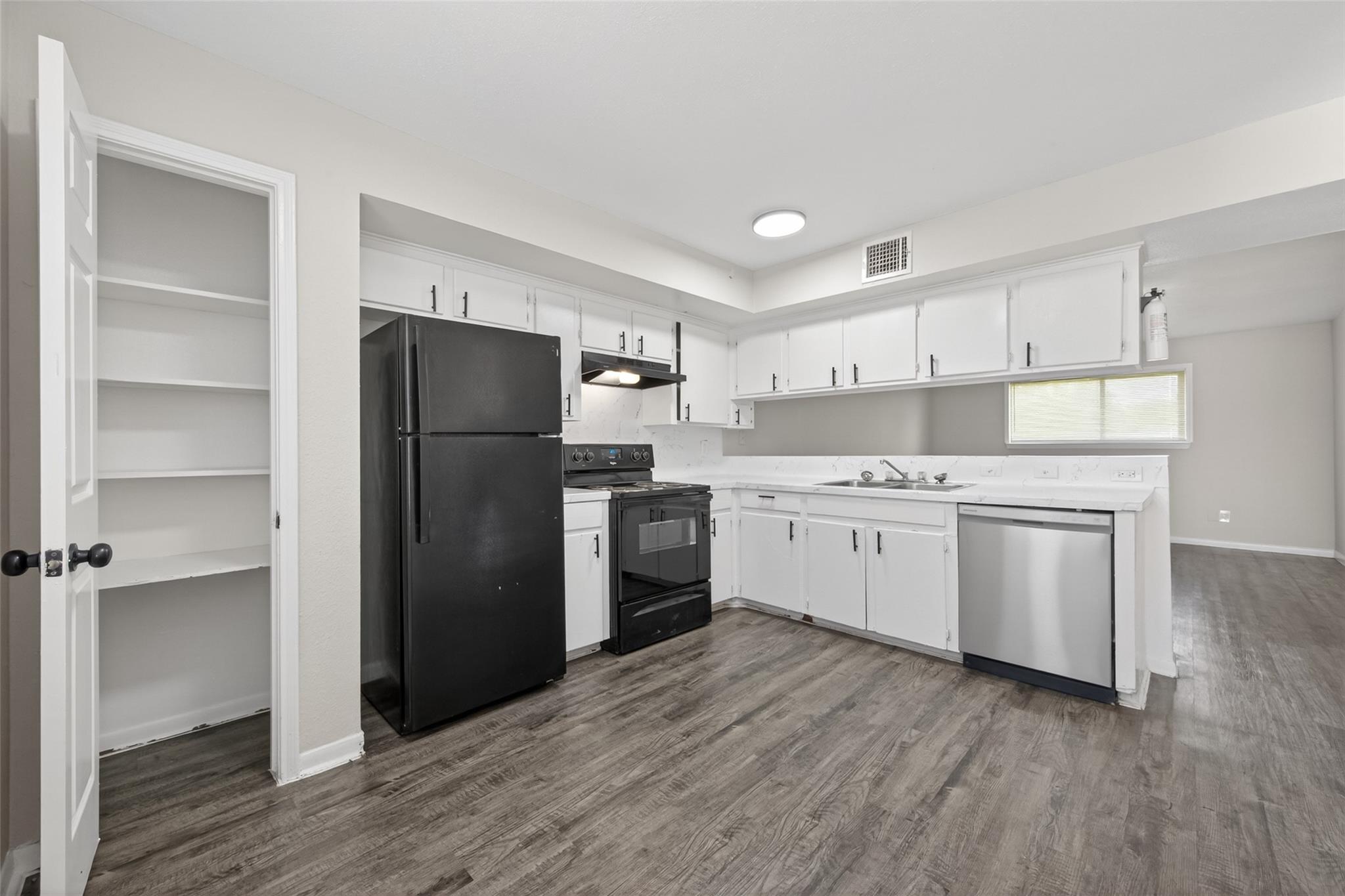 Residential Lease in Houston 2