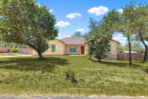 160 Log Cabin Way, Poteet, TX, 78065-4338 | Card Image