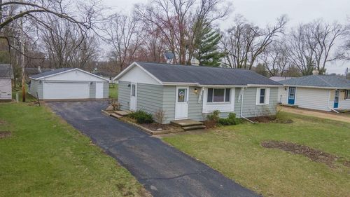 1330 Crystal Court, WAUPACA, WI, 54981 | Card Image
