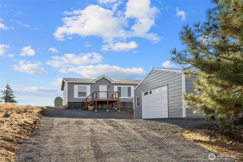 651 Highline Loop, Cle Elum, WA, 98922-9082 | Card Image