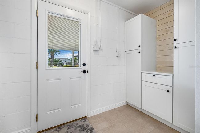 8727 Bay Crest Ln, House other with 3 bedrooms, 2 bathrooms and null parking in TAMPA FL | Image 27