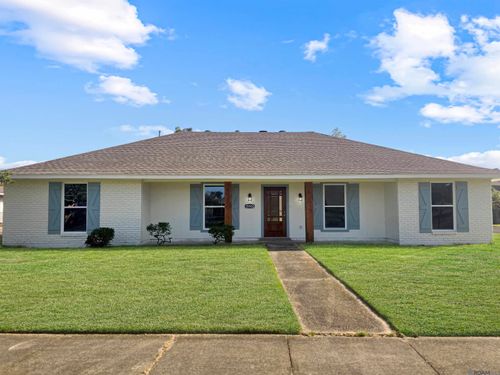 15502 Firewood Dr, Baton Rouge, LA, 70816-3028 | Card Image