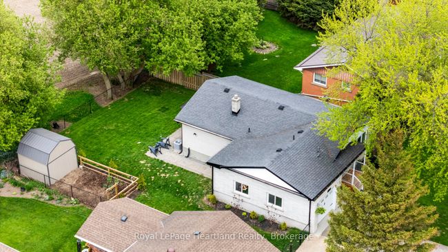 465 Main St W, House other with 3 bedrooms, 2 bathrooms and 3 parking in Palmerston ON | Image 34