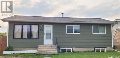 703 3rd St E, House other with 5 bedrooms, 2 bathrooms and null parking in Meadow Lake SK | Image 1