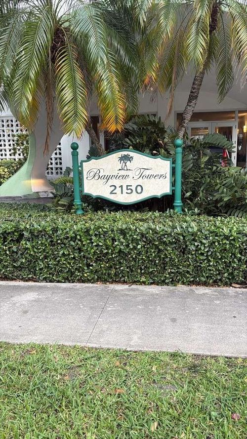 b1605-2150 Sans Souci Blvd, North Miami, FL, 33181-3045 | Card Image
