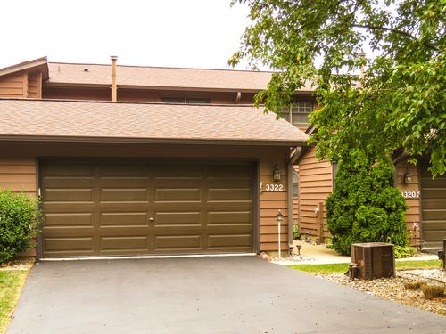 3322 Alethea Dr, Algonquin, IL, 60102-9643 | Card Image