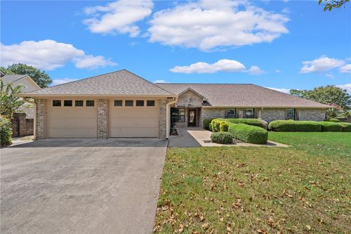 1505 Jane Ln, West, TX, 76691-1015 | Card Image