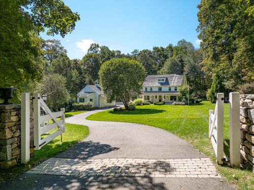 28 Wells Hill Rd, Weston, CT, 06883-2624 | Card Image