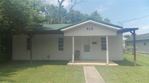 613 Don St, Poplar Bluff, MO, 63901-6317 | Card Image