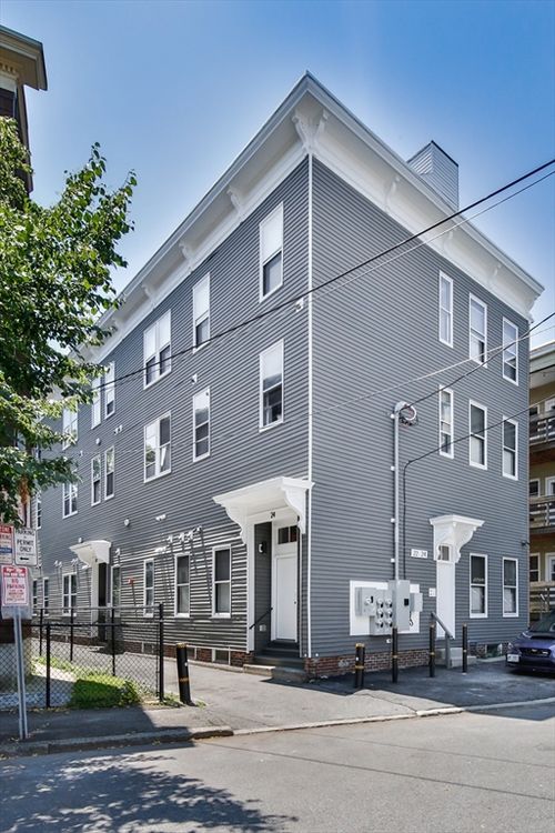 3r-24 Clary St, Cambridge, MA, 02139-1376 | Card Image