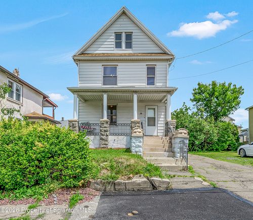 715 E Drinker St, Dunmore, PA, 18512-2507 | Card Image