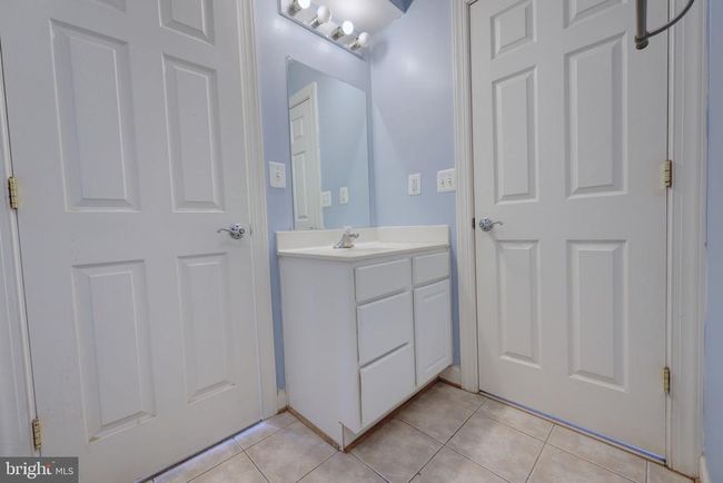 8182 Cobble Pond Way, Townhouse with 4 bedrooms, 3 bathrooms and null parking in MANASSAS VA | Image 47