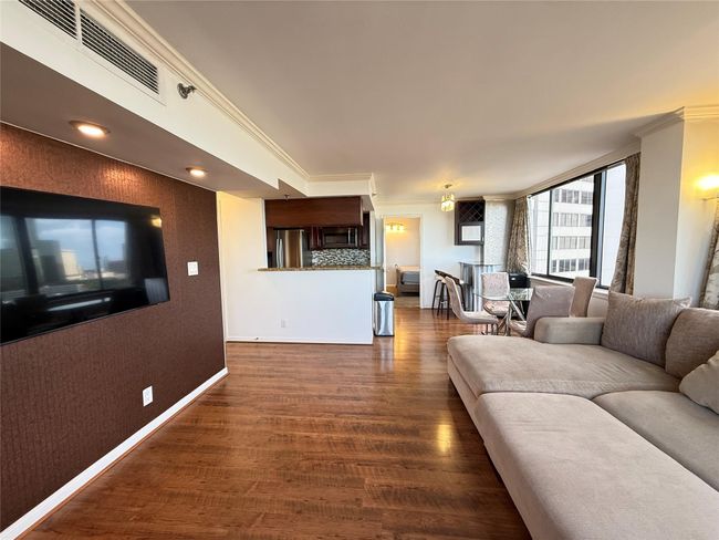 APT-1204 - 3525 Sage Rd, Condo with 2 bedrooms, 2 bathrooms and 1 parking in Houston TX | Image 9