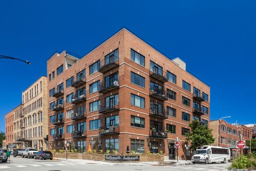 4d-1152 W Fulton Market, Chicago, IL, 60607-1245 | Card Image