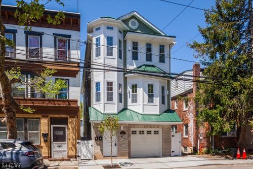 59 Sunset Ave, Newark, NJ, 07106-1951 | Card Image