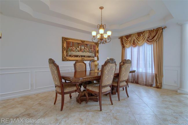 8-Dining-Room.jpg | Image 7