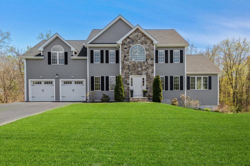 223 Gulf St, Shrewsbury, MA, 01545-1803 | Card Image