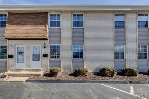 815 Wendevy Ct, Ballwin, MO, 63011-3048 | Card Image