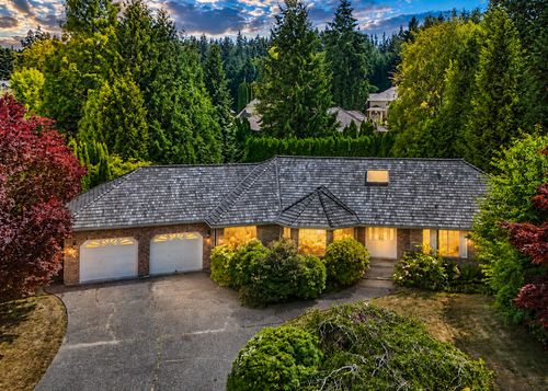 14290 30 Ave, Surrey, BC, V4P1R3 | Card Image