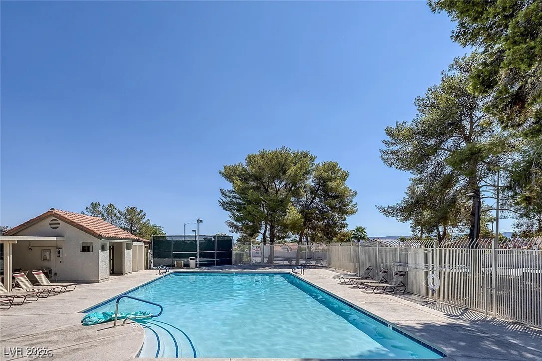 Residential in Las Vegas 5