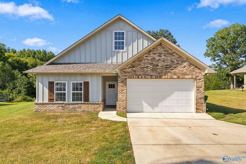 647 County Road 1615, Cullman, AL, 35058-6857 | Card Image