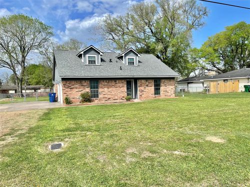 509 Dwyer St, Angleton, TX, 77515-5286 | Card Image