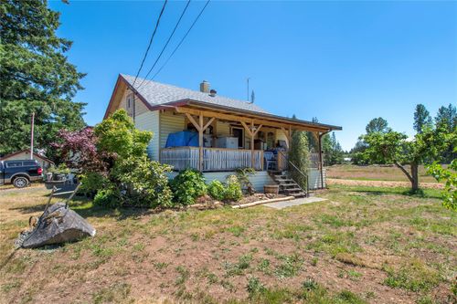 8712 Island Hwy N, Black Creek, BC, V0R1C0 | Card Image