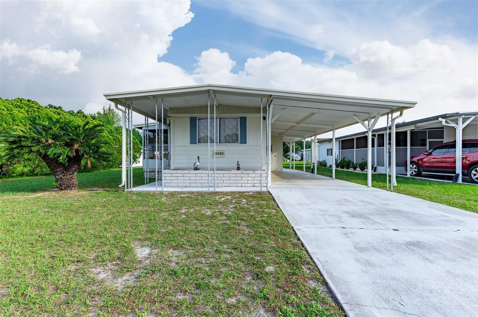 Willoughby Dr, Zephyrhills, FL 33540