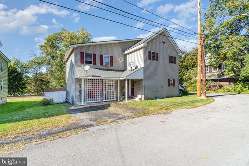 349 River Rd, Dalmatia, PA, 17017-7134 | Card Image