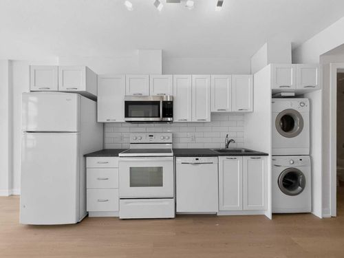 1103-3830 Brentwood Rd Nw, Calgary, AB, T2L2J9 | Card Image