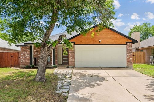 609 Clearwater Trl, Round Rock, TX, 78664-2755 | Card Image