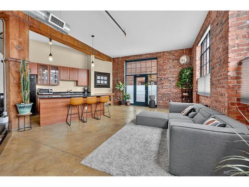 102-2500 Walnut St, Denver, CO, 80205-2293 | Card Image
