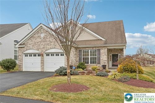 2076 Kingsview Rd, Macungie, PA, 18062-8020 | Card Image