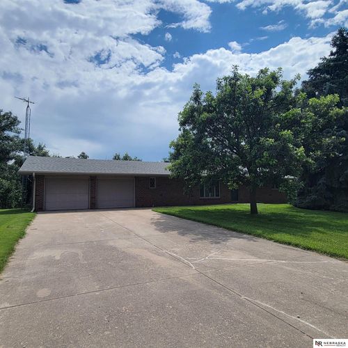 2583 Fletcher Rd, Seward, NE, 68434-8101 | Card Image