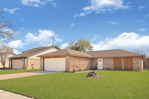 502 N Rock Dr, Houston, TX, 77073-5326 | Card Image