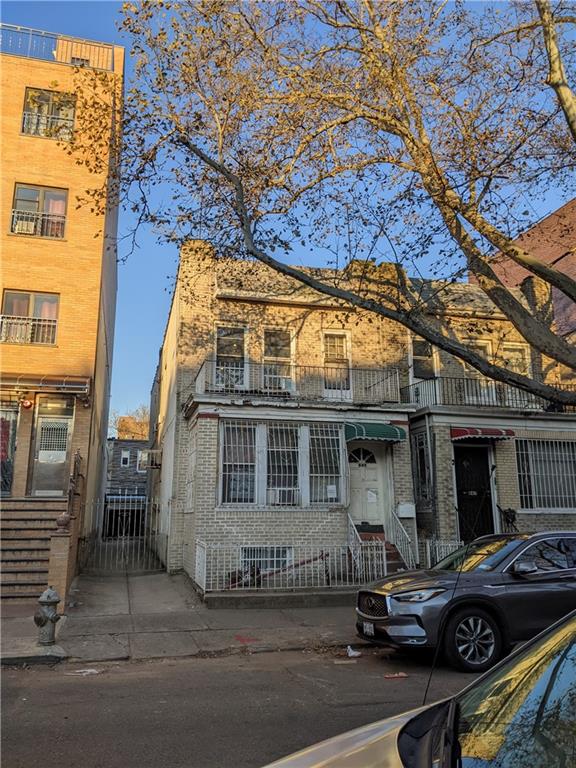 59th St, Brooklyn, NY 11220