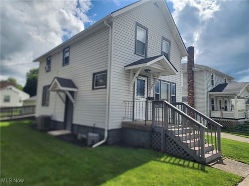 1327 Orange St, Coshocton, OH, 43812-2228 | Card Image