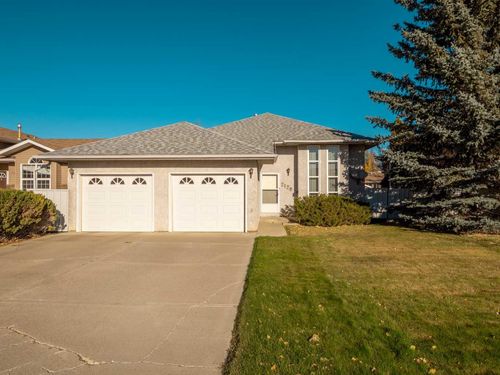 2120 17a Ave, Coaldale, AB, T1M1K3 | Card Image