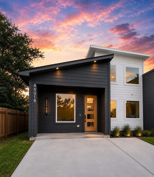 5018 Dieppe St, Houston, TX, 77033-2633 | Card Image
