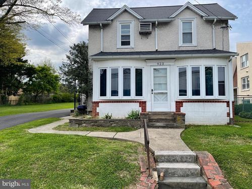 923 E Pleasant Ave, GLENSIDE, PA, 19038-8026 | Card Image