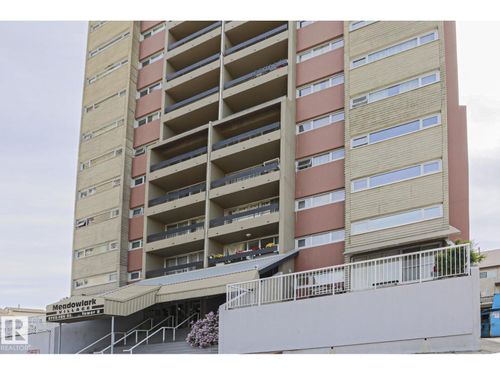 20-8735 165 St Nw, Edmonton, AB, T5R2R6 | Card Image