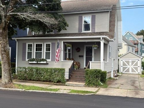 8 Highland St, Peabody, MA, 01960-1917 | Card Image